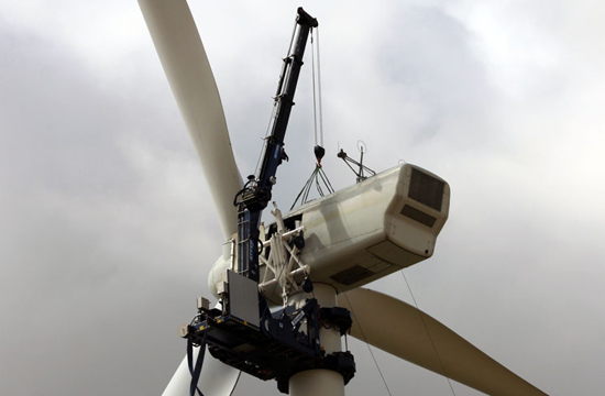 wind turbine maintenance crane